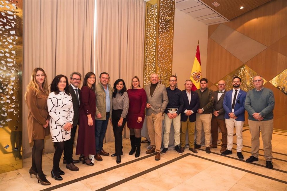 Archivo - Paloma de Castro en la comida tradicional de Navidad 2025 de VOX Albacete.