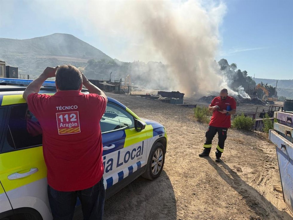 Incendio en una planta de residuos de Fraga (Huesca).