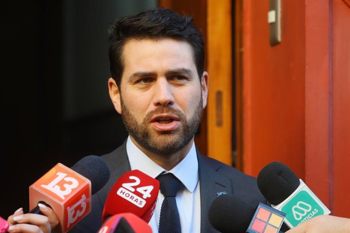 Chile.- Ibáñez critica apuro por megarreforma: "Es irresponsable sacarlo en 3 semanas"
