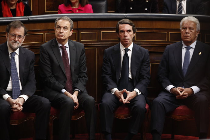 Archivo - Los ex presidentes del Gobierno Mariano Rajoy, José Luis Rodríguez Zapatero, José María Aznar y Felipe González en el acto conmemorativo del 40º aniversario de la Constitución de 1978.  