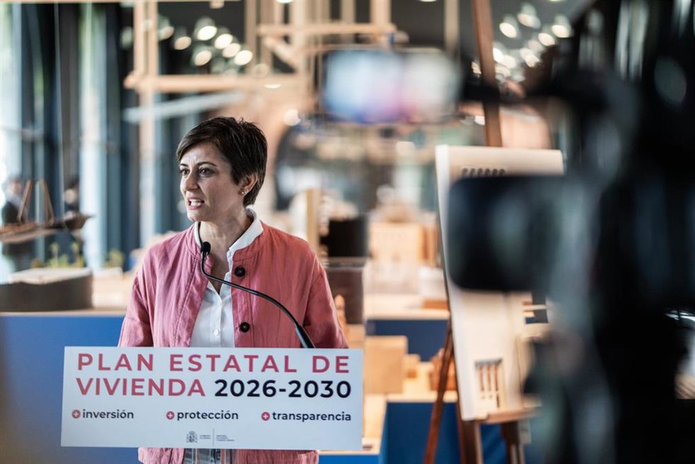 La ministra de Vivienda y Agenda Urbana, Isabel Rodríguez, durante una reunión entre el Ministerio y los agentes sociales, en la Casa de la Arquitectura, a 22 de mayo de 2026, en Madrid (Foto de archivo).