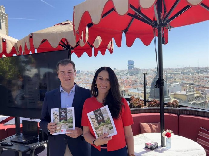 La AEHM presenta ‘Hoteles en abierto’, la guía que invita a descubrir las terrazas, rooftops y jardines de hoteles de la Comunidad de Madrid.