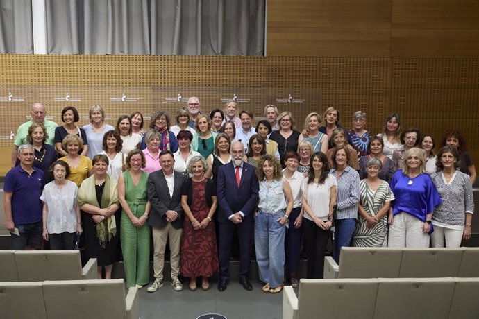 El consejero de Salud del Gobierno de Navarra, Fernando Domínguez, en el homenaje a 65 profesionales de Atención Primaria jubilados en el año 2025.