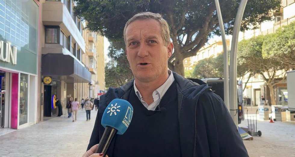 Archivo - El viceportavoz del PSOE en el Ayuntamiento de Almería, Raúl Enríquez.