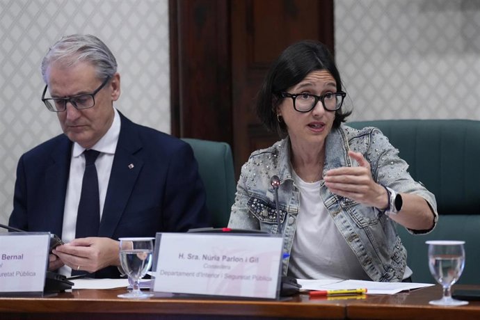 La consellera de Interior de la Generalitat, Núria Parlon, presenta los presupuestos de su departamento en el Parlament