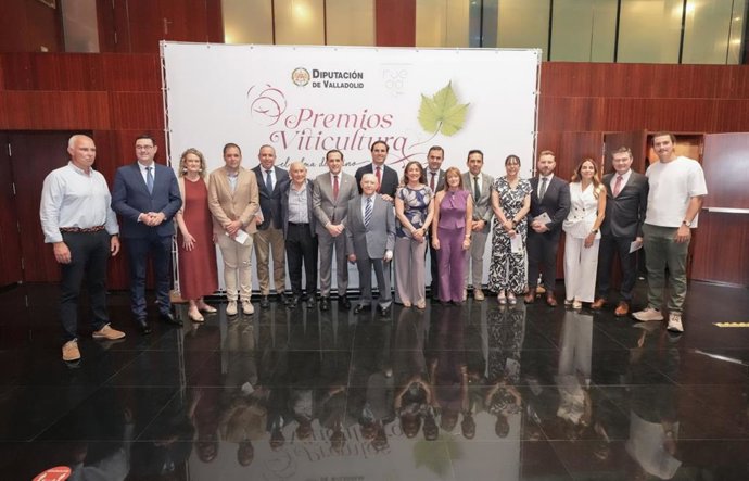 Los II Premios de Viticultura de Valladolid El alma del vino reconocen la excelencia de profesionales de la provincia