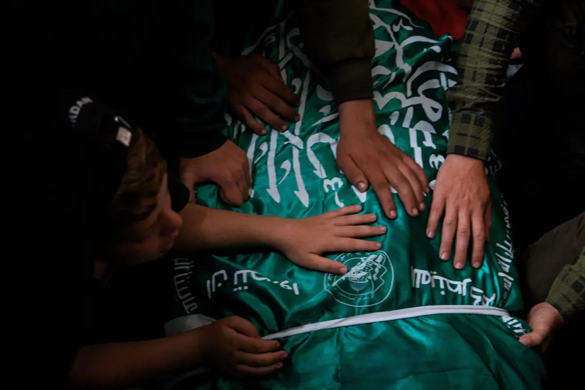 Funeral en Gaza por Izz al Hadad