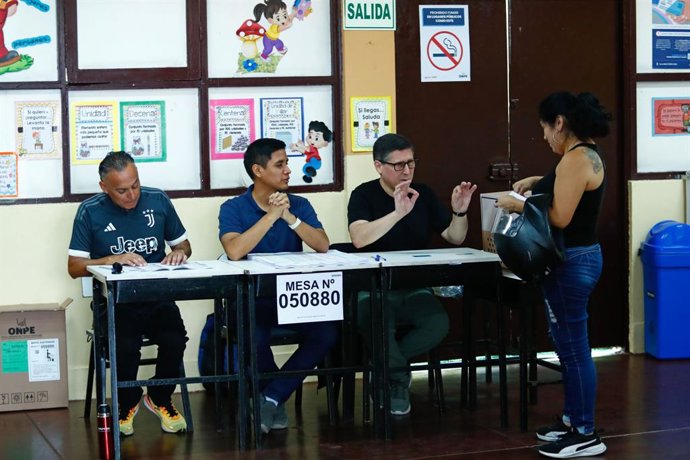 Perú.- Elecciones 2026: Partido Morado no apoyará a candidatos y deja en libertad a militancia