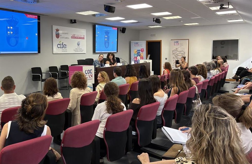 El Gobierno de Cantabria acerca las oportunidades de empleo que ofrece la Unión Europea a los orientadores laborales