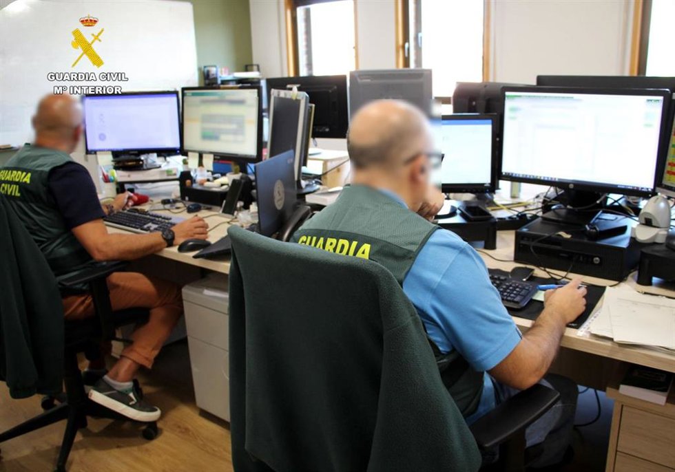Integrantes de Equipo @ Cantabria de la Guardia Civil