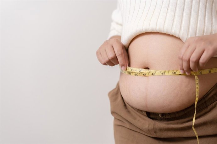 Archivo - Persona con obesidad.