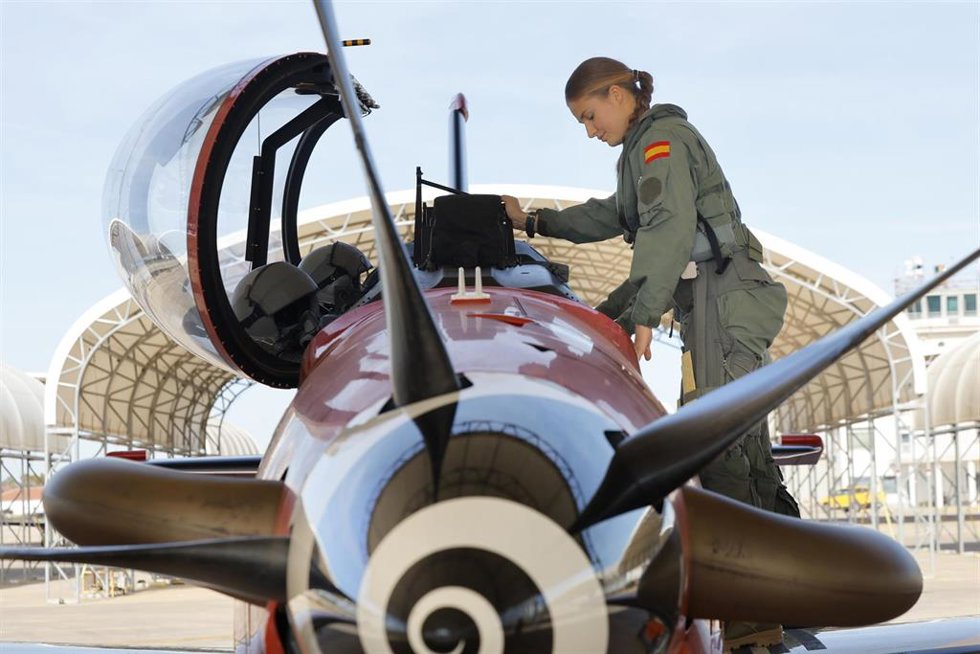 Archivo - La Princesa Leonor durante su formación en la Academia General del Aire y del Espacio, a 19 de diciembre de 2025, en San Javier (Murcia, España).
