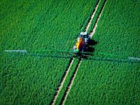Los Veintisiete defienden reducir burocracia para ganaderos y flexibilizar el uso de drones para pesticidas