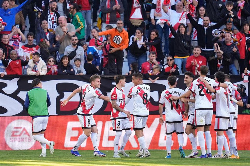 Alemao of Rayo Vallecano celebrates a goal with teammates during the Spanish League, LaLiga EA Sports, football match played between Rayo Vallecano and Villarreal CF at Estadio de Vallecas on May 17, 2026, in Madrid, Spain.