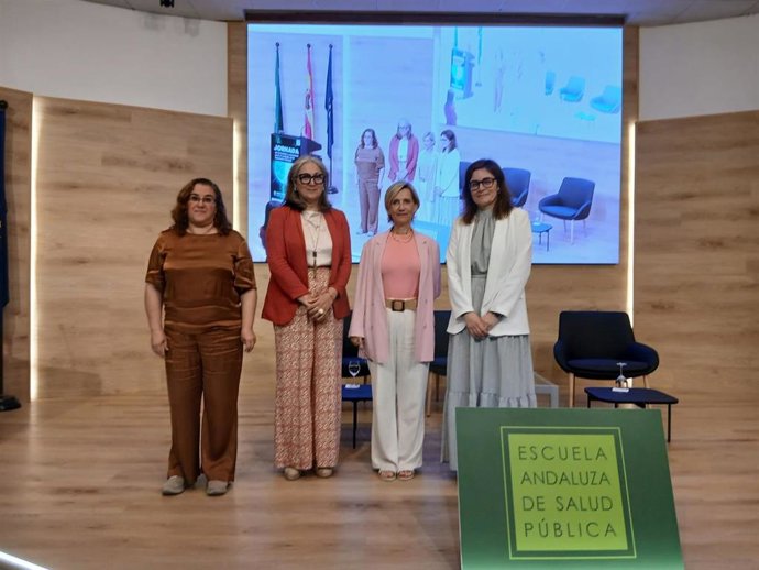 La Escuela Andaluza de Salud Pública (EASP), institución dependiente de la Consejería de Sanidad, Presidencia y Emergencias, acoge este miércoles en Granada la Jornada de formación y encuentro para el cuidado de la Esclerosis Múltiple