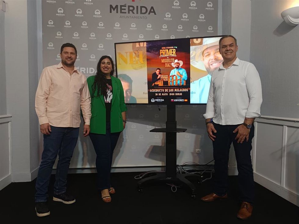 Presentación de la primera edición del Festival Intercultural "Atardecer llanero"