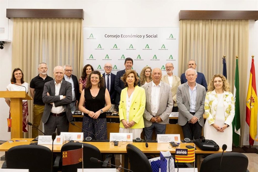 El CES de Andalucía lidera el I Encuentro de los Consejos Económicos y Sociales de la Red del Arco Mediterráneo.