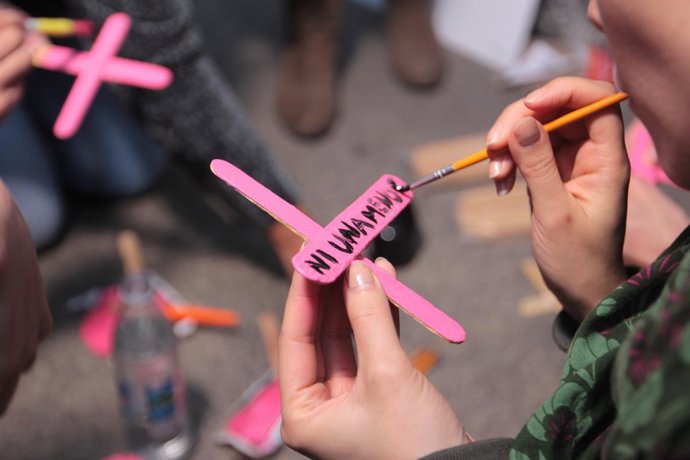 Archivo - Arquivo - Imagem de arquivo de um ato de protesto contra os feminicídios no México