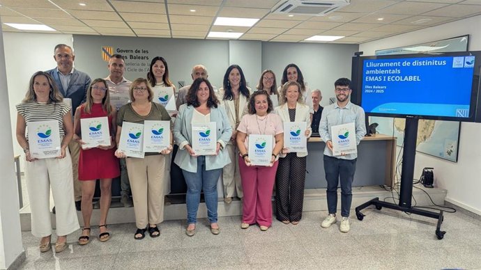 El Govern entrega distintivos ambientales EMAS y Ecolabel a 16 empresas por su compromiso con la sostenibilidad