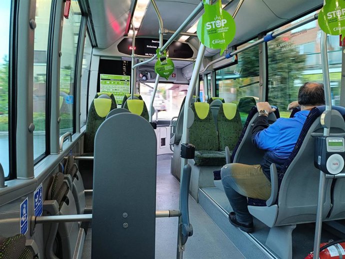 Interior de una unidad de Bizkaibus