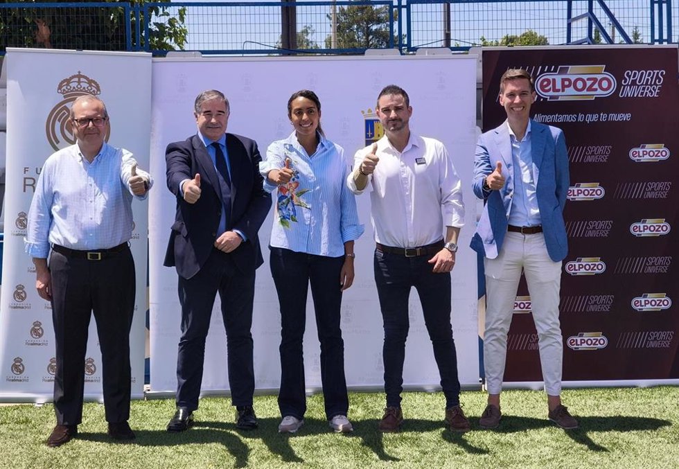 La Fundación Real Madrid presenta en Alhama de Murcia (Murcia) su campus de verano