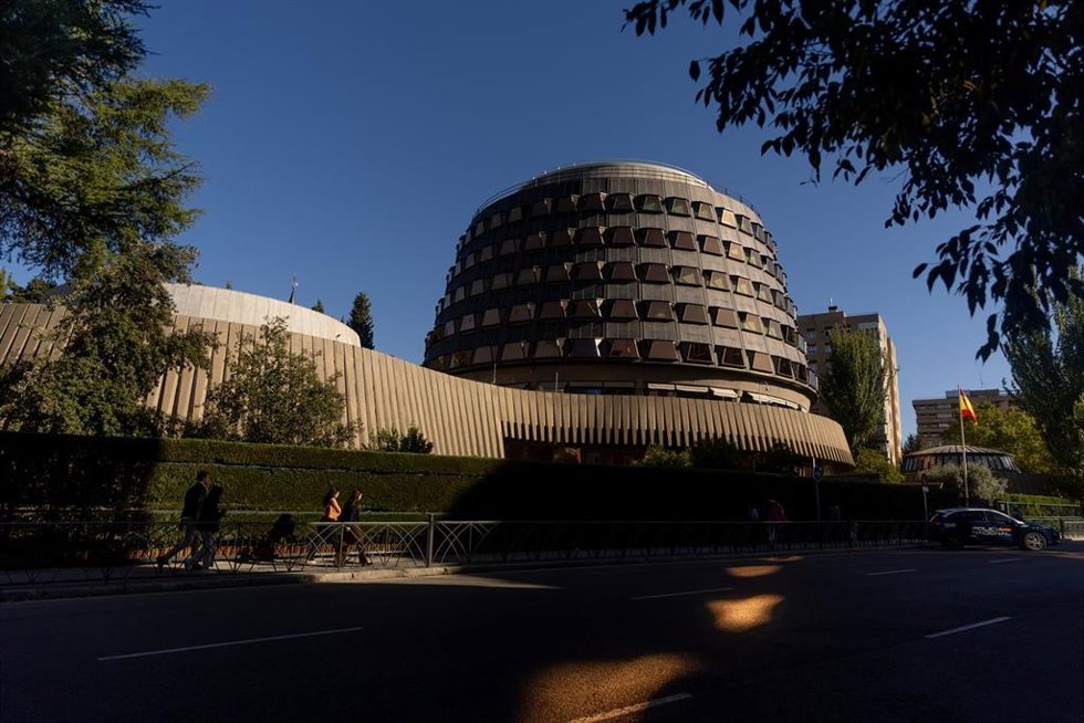 Archivo - Fachada de la sede del Tribunal Constitucional