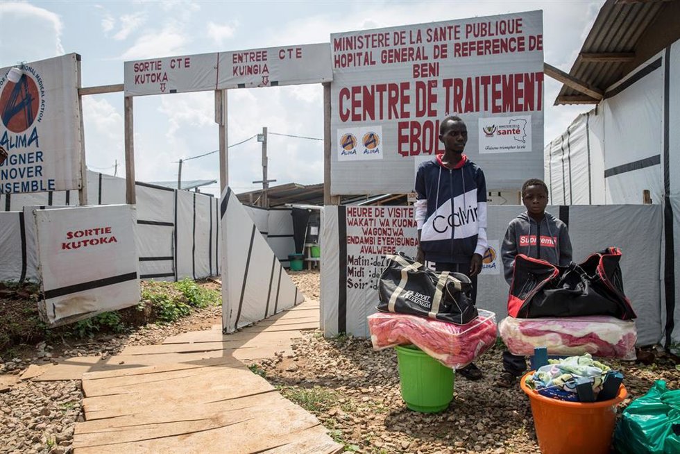 Archivo - Centro de tratamiento de ébola en Beni, al este de República Democrática del Congo
