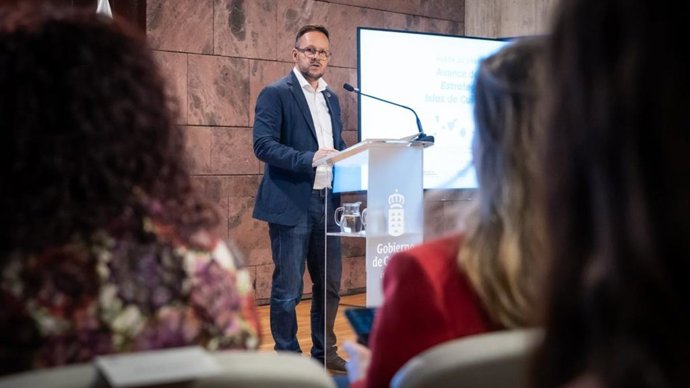 El viceconsejero del Gabinete del Presidente, Octavio Caraballo, en la presentación de la estrategia de envejecimiento