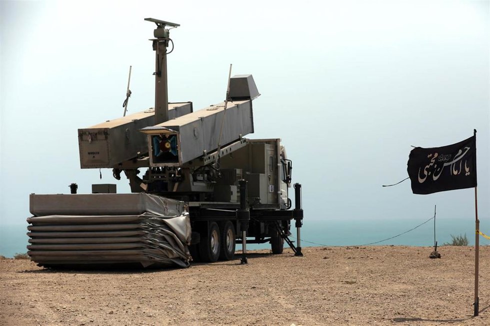 Archivo - Un sistema de misiles iraní durante ejercicios militares en una ubicación no revelada en el sur de Irán