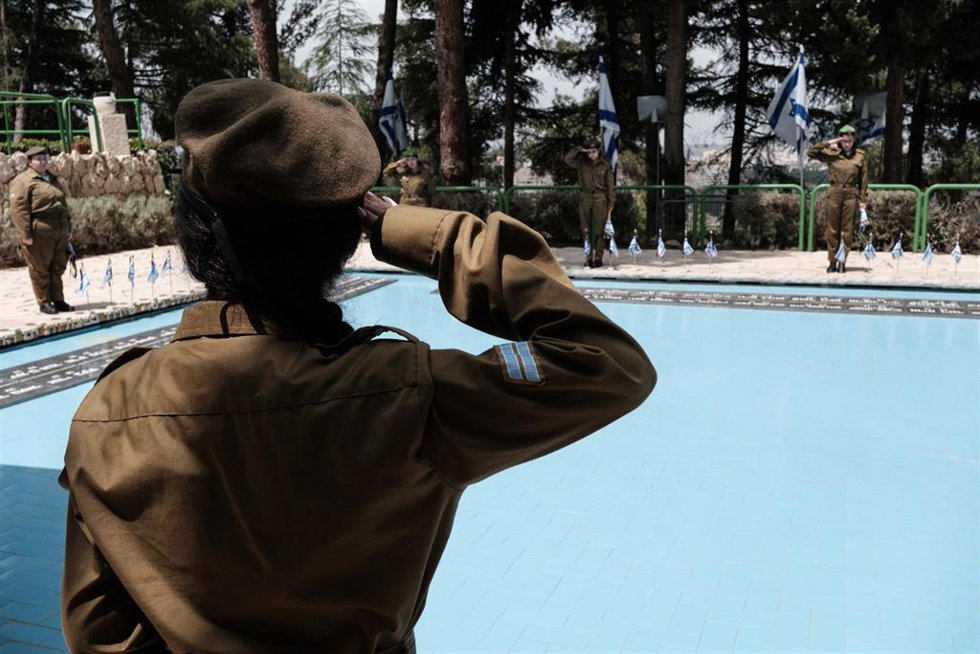 Archivo - Acto de homenaje a militares israelíes muertos en el Cementerio Militar del Monte Herzl, en Jerusalén