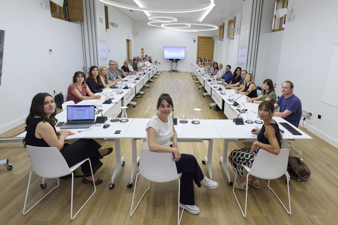 Reunión el Consejo de Vivienda de Navarra.