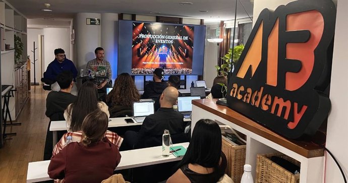 Clase del Máster en Industria Musical de MBAcademy en Madrid