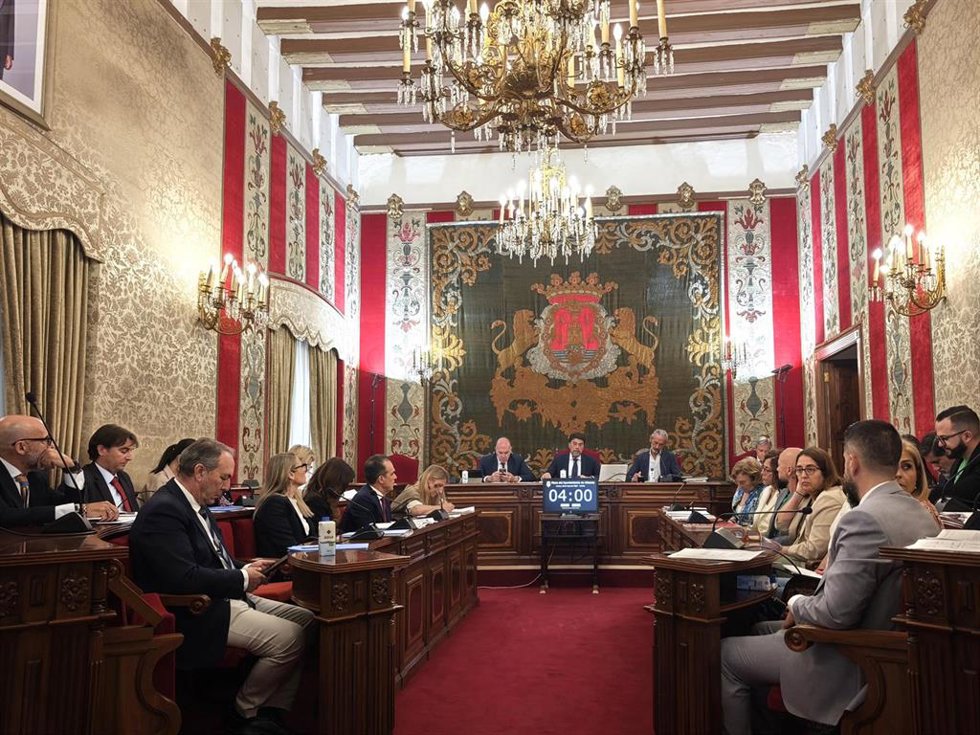 Imagen del pleno de mayo en el Ayuntamiento de Alicante
