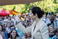 Ayuso sitúa el Madrid de 2040 en 8 millones de habitantes y con IA como herramienta fundamental para la Administración