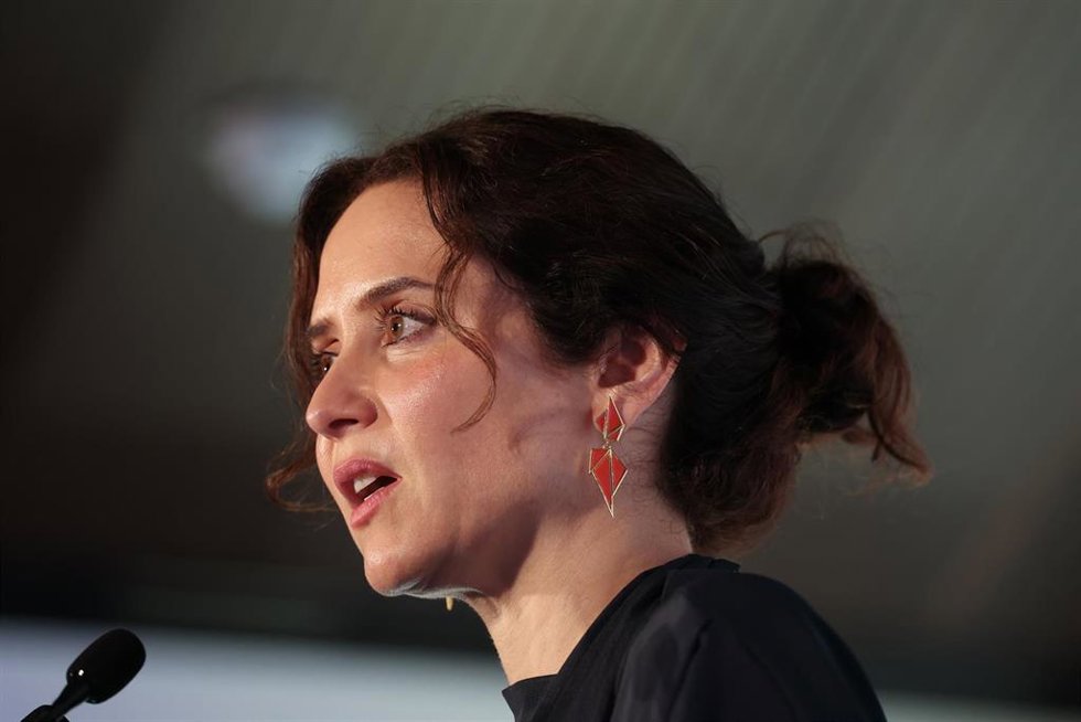 La presidenta de la Comunidad de Madrid, Isabel Díaz Ayuso, clausura la primera jornada del VII Foro Internacional Expansión, en el Parador de Alcalá de Henares, a 19 de mayo de 2025, en Alcalá de Henares, Madrid (España). El foro, organizado por el diari