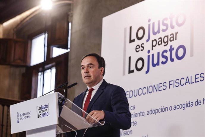 Archivo - El presidente de la Generalitat valenciana, Juanfran Pérez Llorca