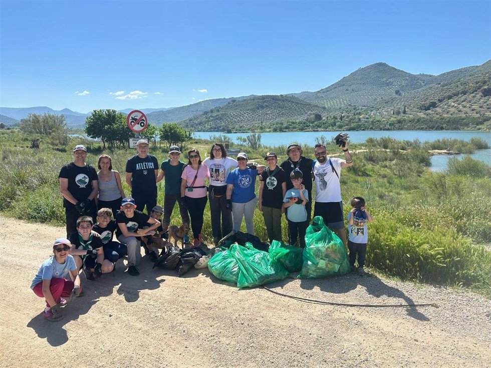 Ecovidrio, la Junta de Andalucía y la FAMP premian las iniciativas más comprometidas con la sostenibilidad de 'Ecólatras'.