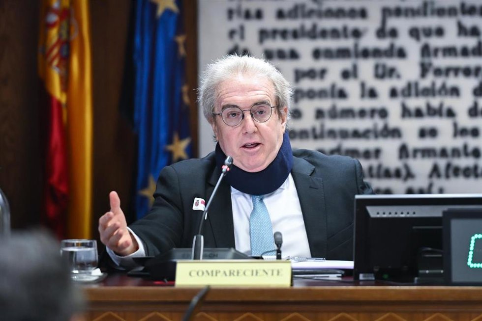 El presidente de Martín Molina Abogados y Economistas, Pedro Martín Molina, durante su comparecencia ante la Comisión de Investigación sobre la gestión de la SEPI, en el Senado.