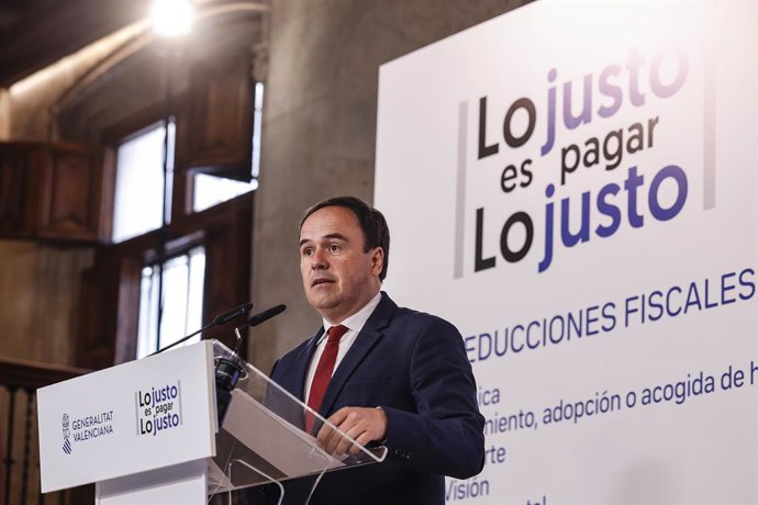 Archivo - El president de la Generalitat valenciana, Juanfran Pérez Llorca