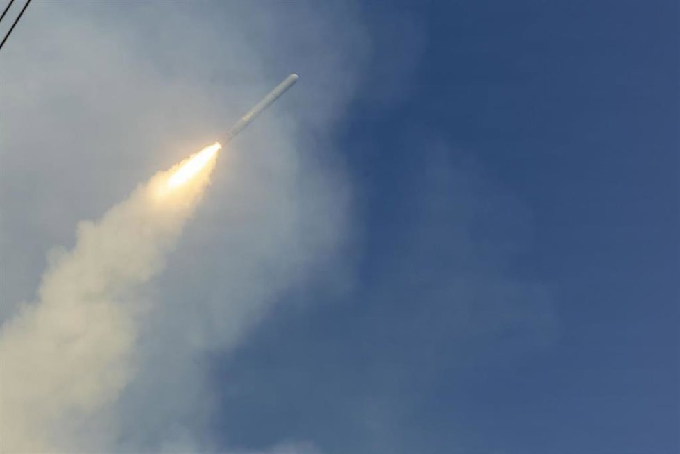 Archivo - Misil de ataque terrestre Tomahawk lanzado desde un destructor de la Marina de EEUU en el marco de la operación Furia Épica. 