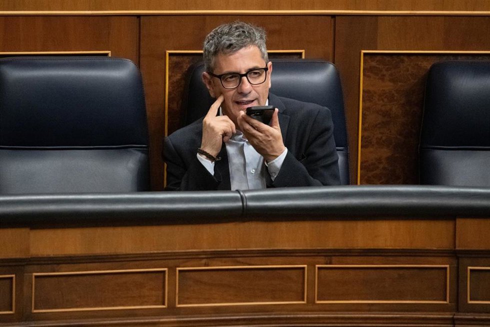 El ministro de la Presidencia, Justicia y Relaciones con las Cortes, Félix Bolaños, durante una sesión plenaria celebrada en el Congreso, a 26 de mayo de 2026, en Madrid (España).