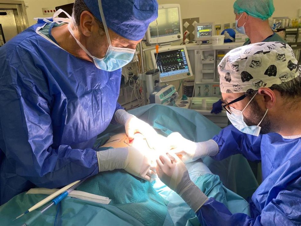 Mastectomía endoscópica en el Hospital Santa Ana de Motril