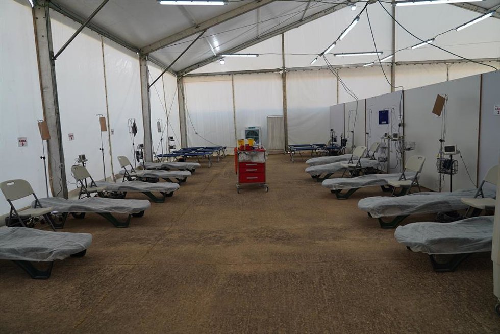 Hospital de campaña de Cruz Roja Córdoba ubicado en el recinto ferial de El Arenal, con motivo de la Feria de Nuestra Señora de la Salud.