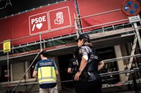 El PSOE niega haber ordenado las conductas delictivas que apunta el juez y asegura que colaboró con la UCO en Ferraz