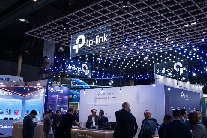 Archivo - Arquivo - 4 de março de 2025, Barcelona, Espanha: O logotipo da empresa de telecomunicações TP-Link é visto no Mobile World Congress 2025 (MWC), na Fira de Barcelona. O Mobile World Congress da GSMA é uma das principais feiras de tecnologia e co