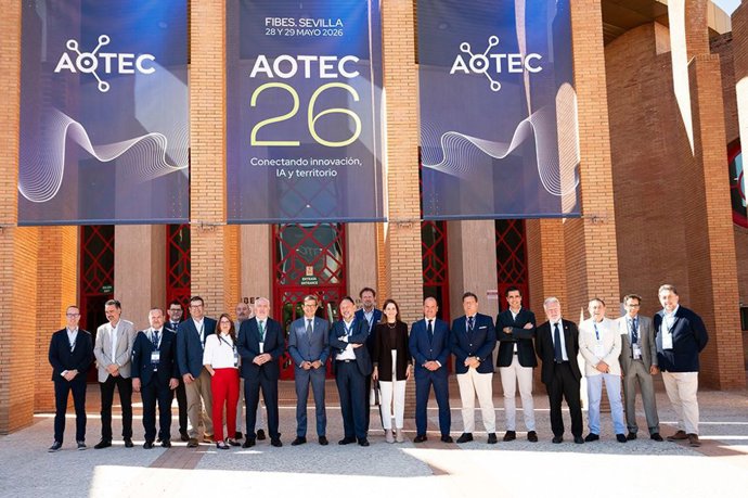 Foto de familia AOTEC 2026