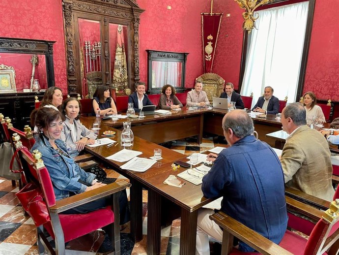 El Consorcio Granada Capital Europea de la Cultura 2031 ha aprobado la contratación al nuevo director artístico del proyecto Granada 2031, el gestor cultural, pianista y docente granadino Calio Alonso.