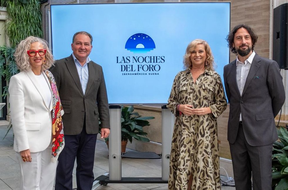 Presentación de 'Las Noches el Foro'