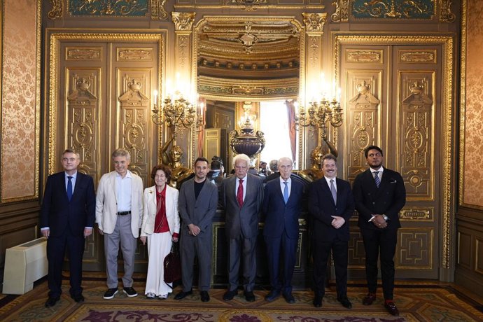 El consejero de Cultura, Turismo y Deporte de la Comunidad de Madrid, Mariano de Paco Serrano, ha asistido este jueves a la Gala del Premio Internacional Ernesto Cardenal.