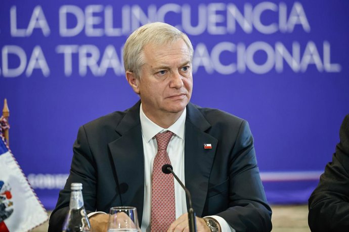 Santiago, 28 de mayo de 2026.  El Presidente Jose Antonio Kast entrega el saludo protocolar durante la inauguracion de la Reunion de Alto Nivel Compromiso Regional de Santiago Contra la Delincuencia Organizada Transnacional.   Diego Martin/Aton Chile